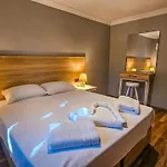 Elasu Hotel